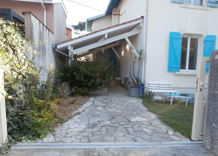 Apartment T3 De Standing A Capbreton, Jardin, 3 Chambres, Terrasse Couverte, Proche Port Et Plages - Fr-1-239-484